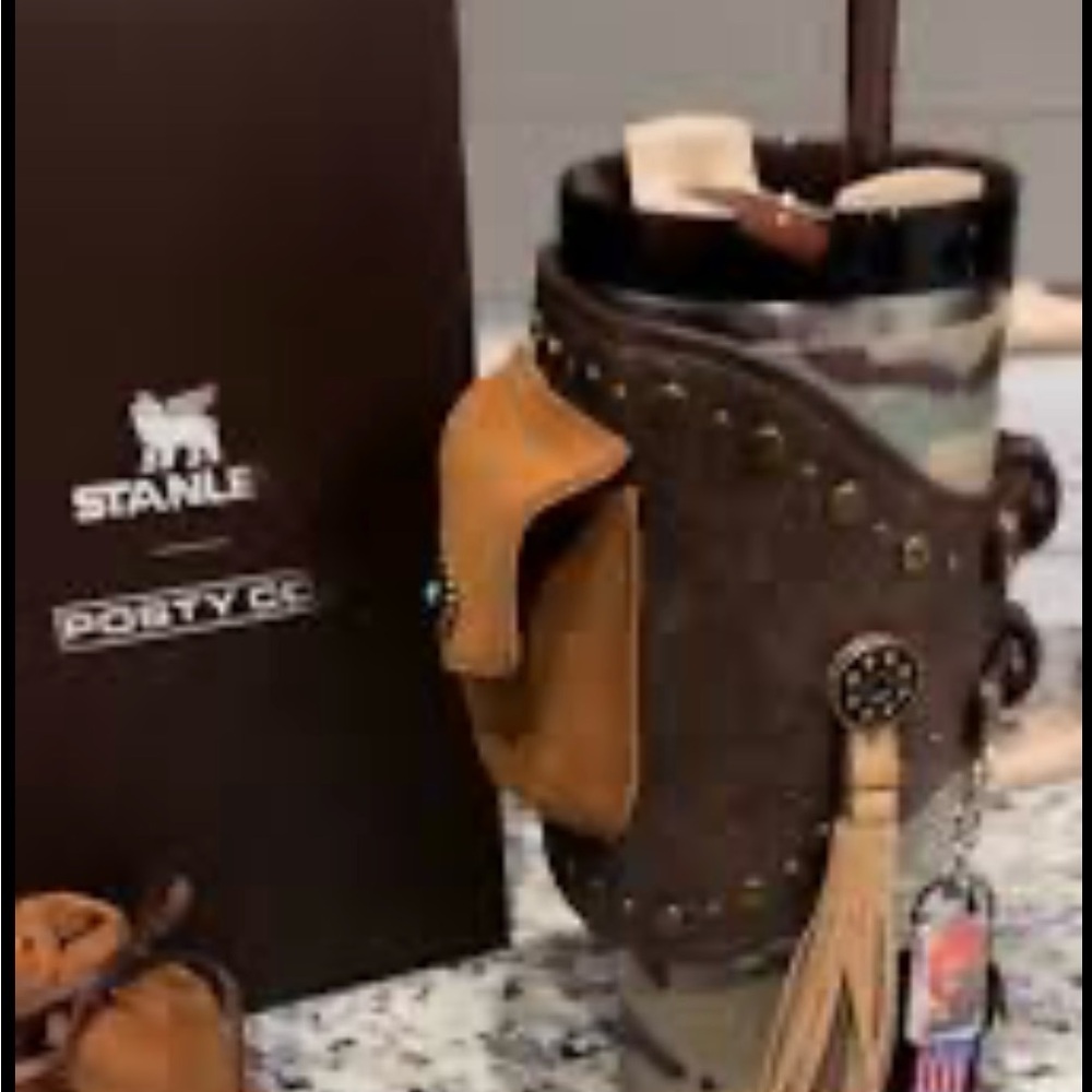 Post Malone limited edition Stanley- with leather holder